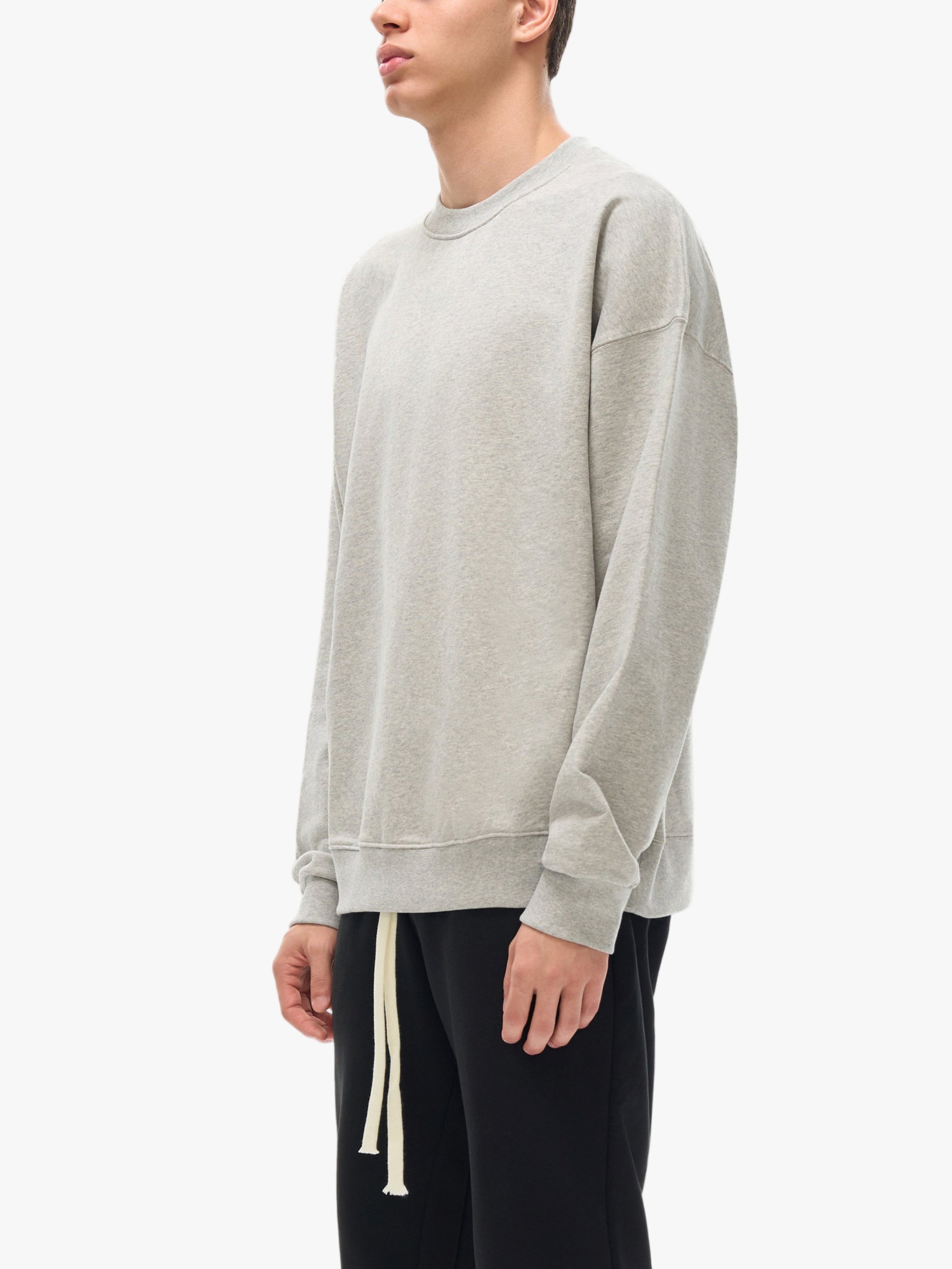 Valvera FW Basics Heavyweight Essential Sweatshirt - Valvera