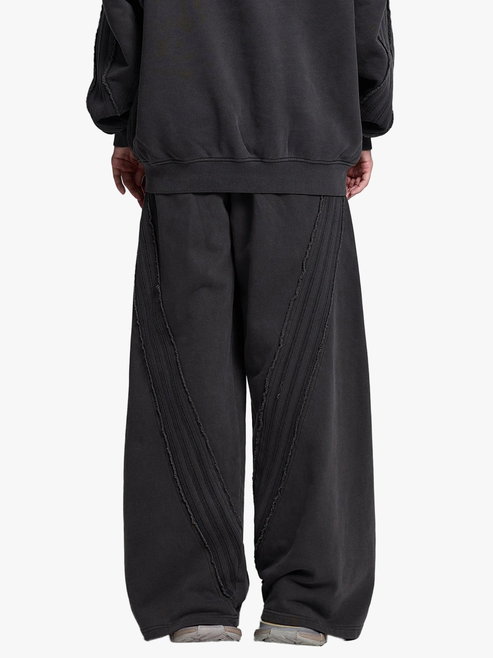 Valvera Basics Snow Washed Tape Raw Edge Sweatpants - Valvera